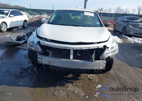 2013 Nissan Altima 2.5 S из США, поврежденный, VIN 1N4AL3AP3DC918750